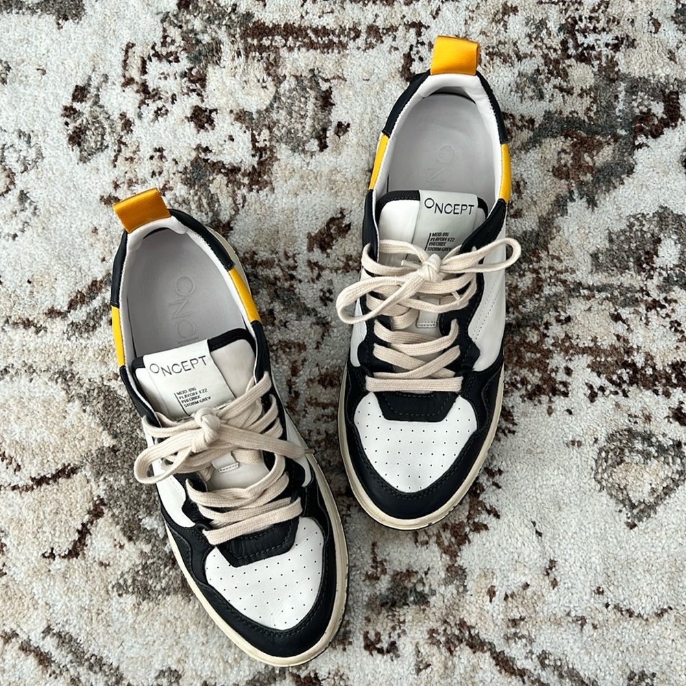 Oncept Mod 16 Playoff F22 - Size 10 Women